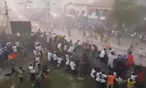 100 Killed, Clash, Fans, Football Match, Guinea