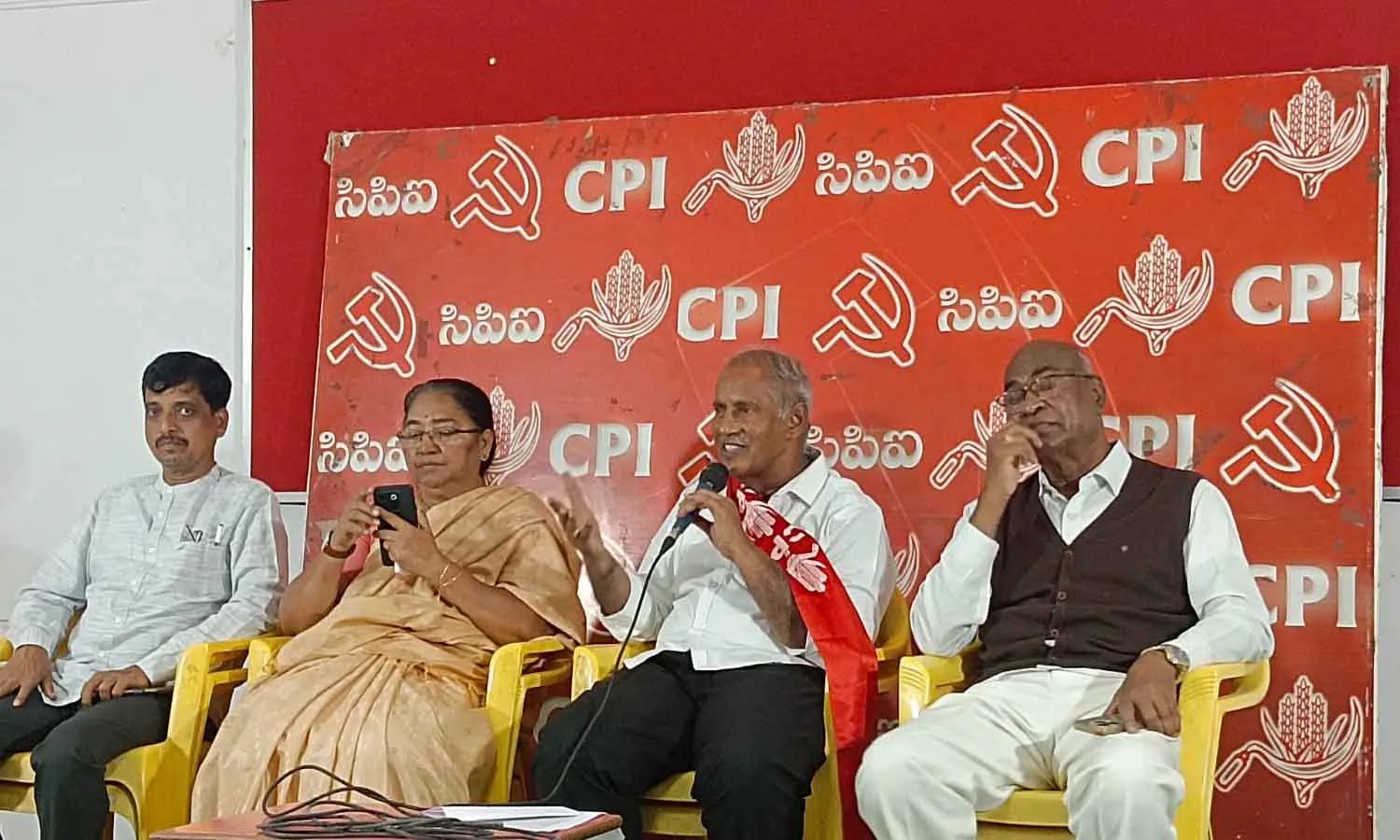ఎదురు కాల్పులు అన్ని ప్రభుత్వ హత్యలే : ఎమ్మెల్యే కూనంనేని హాట్ కామెంట్స్