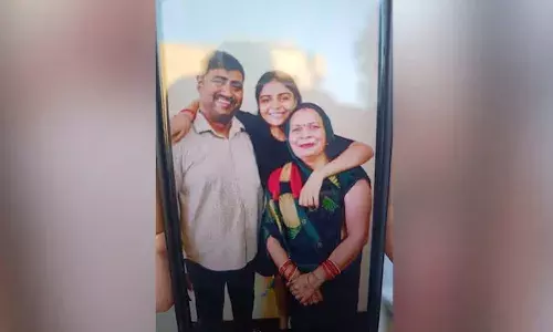 Delhi man,  parents, sister dead, killer, Crime