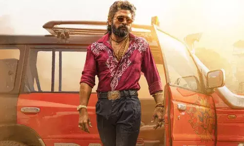 Pushpa-2 movie, Flexi war, YCP , Jana Sena, APnews, Tollywood