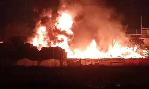 రిటైర్డ్ డీఎస్పీ ఇంట్లో అగ్ని ప్రమాదం.. ఊపిరాడక ఆరుగురు మృతి