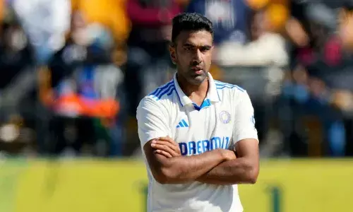 ఇంట్లో వాళ్లు విమాన టికెట్లు కూడా బుక్ చేసుకున్నారట.. రాత్రి ఫోన్ చేసి ఇదే చివరి రోజు అని షాక్ ఇచ్చాడు..!