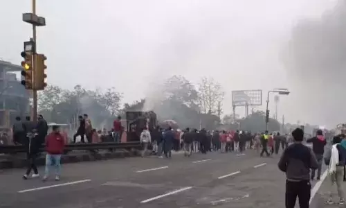 5 killed, chemical laden truck, crash, Jaipur, fuel pump, fire