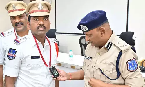 రాచకొండ ట్రాఫిక్ పోలీసులకు బాడీ కెమెరాలు