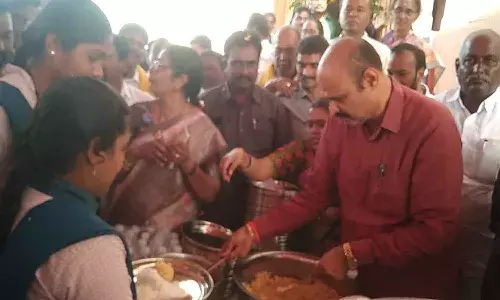 ఇంటర్ విద్యార్ధులకు గుడ్‌న్యూస్‌.. కాలేజీల్లో డొక్కా సీతమ్మ మధ్యాహ్న భోజనం ప్రారంభం