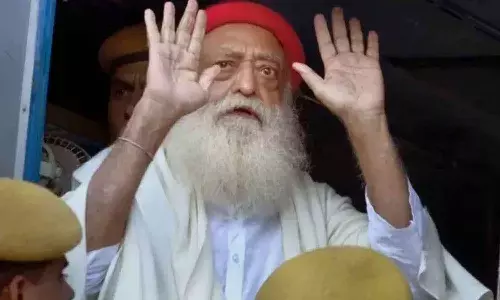 అత్యాచారం కేసులో ఆశారాం బాపుకు ఉపశమనం