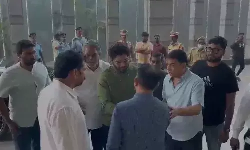 ఆయన్ను కలవడానికి మాత్రం అల్లు అర్జున్ కు అనుమతి ఇవ్వలేదు