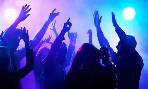 మూసాపేట్ మెట్రో స్టేషన్ సమీపంలో అలాంటివి జరుగుతున్నాయా.?