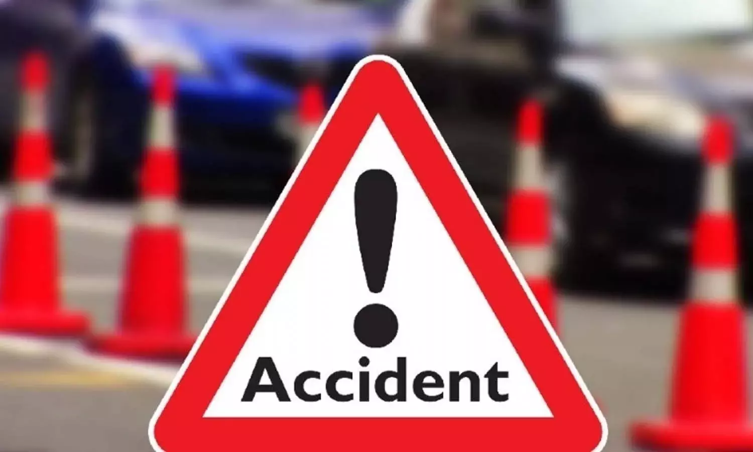 Suryapeta, travel bus, lorry, Four people died, Telangana