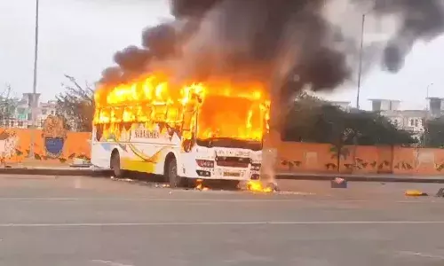 Telangana bus, fire accident , UttarPradesh, One burnt alive