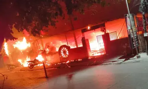 Hyderabad, fire accident, KPHB, Hotel burnt in fire
