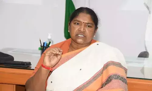 Telugu news, Telangana, Minister Seethakka, Congress, Brs