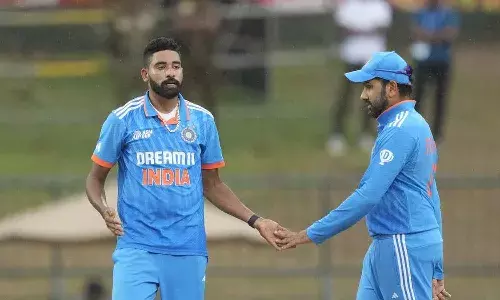 మాకు ఆప్షన్ లేదు.. సిరాజ్ను జట్టు నుంచి తొలగించడంపై రోహిత్ శర్మ