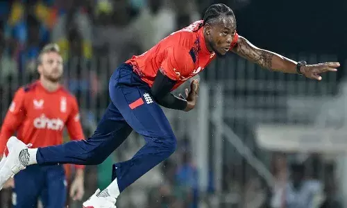 జోఫ్రా ఆర్చర్ అంతపని చేశాడా.?