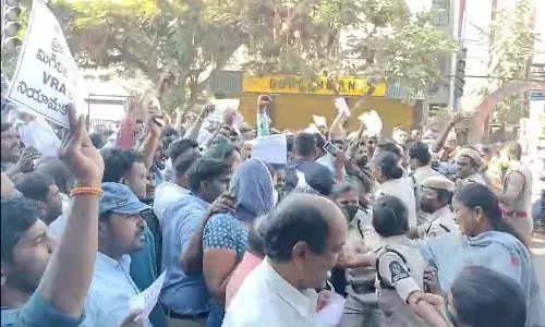 Hyderabad, VRAs Protest, Ministers Quarters, Govt Of telangana, Cm Revanth