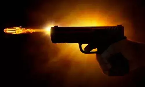 clash , two groups, land dispute, Tolichowki, Hyderabad,