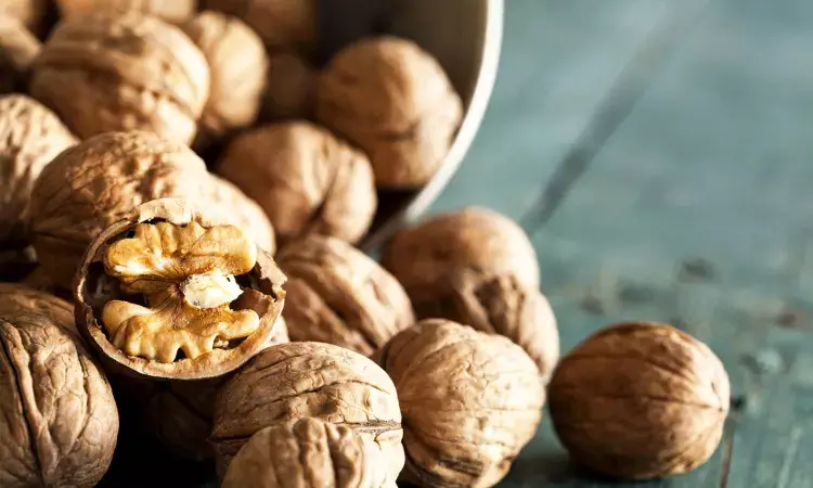Health benefits, walnuts, Lifestyle