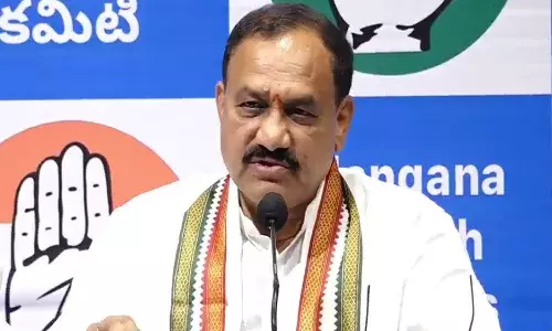 అన్ని రకాల జూదాలకు కేటీఆర్ నాయకుడు.. టీపీసీసీ చీఫ్ సంచలన వ్యాఖ్యలు