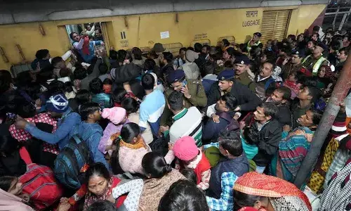 Children among 18 dead, Kumbh rush, stampede, Delhi Railway station