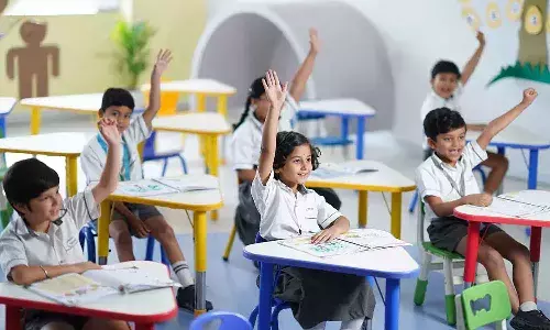 Hyderabad : బోధనా సమయాన్ని తగ్గించిన పాఠశాలలు..!