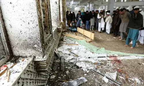 9 Dead, Suicide Attack,Pakistan Army Base, international news