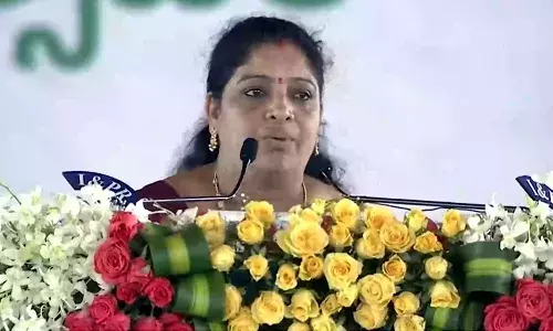 AP Minister Sandhya Rani, free bus travel scheme, APnews