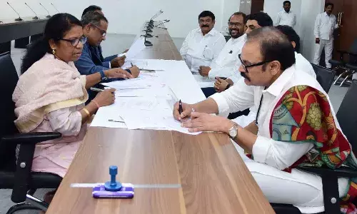 ఎమ్మెల్యే కోటా ఎమ్మెల్సీ అభ్యర్ధిగా నామినేషన్ దాఖలు చేసిన నాగబాబు