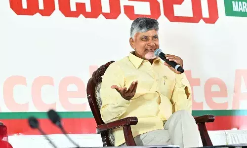 మహిళా ప్రభుత్వ ఉద్యోగులకు సీఎం గుడ్న్యూస్.. ఎన్ని కాన్పులకైనా ప్రసూతి సెలవులు..!