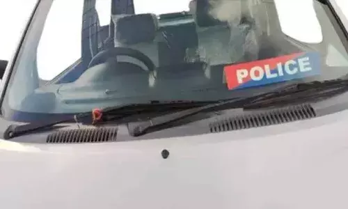 ఇకపై పోలీసు స్టిక్కర్ ఉండకూడదు..!