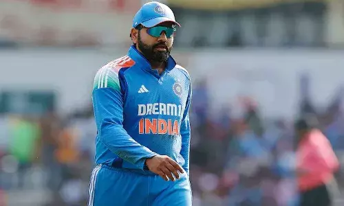 నేను జ్యోతిష్యుడిని కాను.. భవిష్యత్తు నిర్ణయించుకునే హక్కు అతనికి ఉండాలి.. రోహిత్ రిటైర్మెంట్పై మాజీ కెప్టెన్