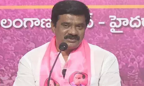 స్పీకర్ను అడ్డం పెట్టుకొని డైవర్ట్ చేస్తున్నారు : మాజీ మంత్రి వేముల