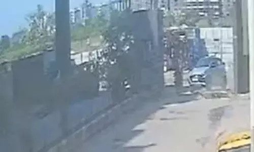 Surat, gate, Crime, Gujarath