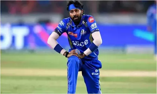 ఒక మ్యాచ్ నిషేధం.. అందుకే తొలి మ్యాచ్లో హార్దిక్ పాండ్యా ఆడట్లేదు..!