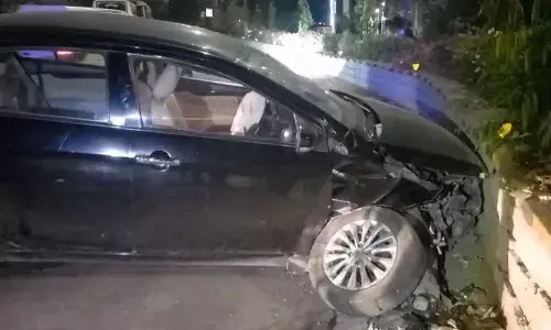 car accident, Jubilee Hills, Hyderabad
