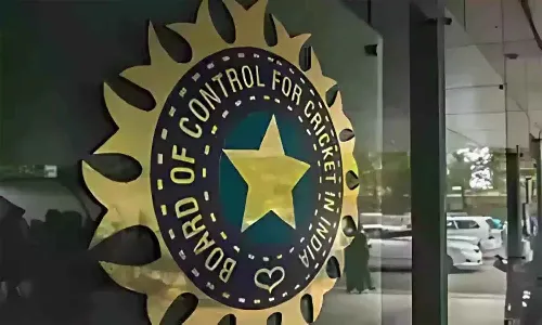IPL 2025 : కొత్త అంపైర్లు వ‌స్తున్నారు.. పాత వారిలో ఒక‌రు వ్యాఖ్య‌త‌గా.. మ‌రొక‌రు అస‌లే క‌నిపించ‌రు..!