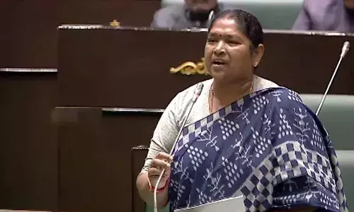 Telangana, Minister Seethakka, Cm Revanth, Brs, Congress, MLC Kavitha