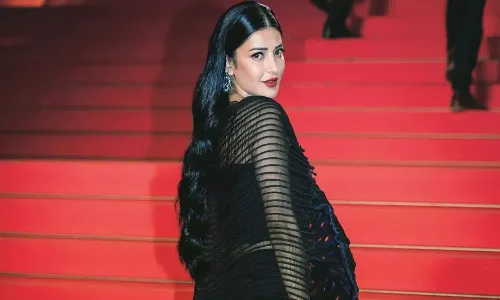 శృతి హాసన్ అభిమానులకు షాక్