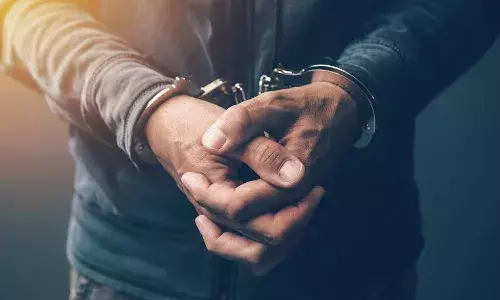 Wife hacks husband WhatsApp,  abused women,  arrest , Crime