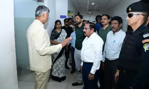 Video : సచివాలయంలో అగ్నిప్రమాద ప్రదేశాన్ని పరిశీలించిన సీఎం చంద్రబాబు