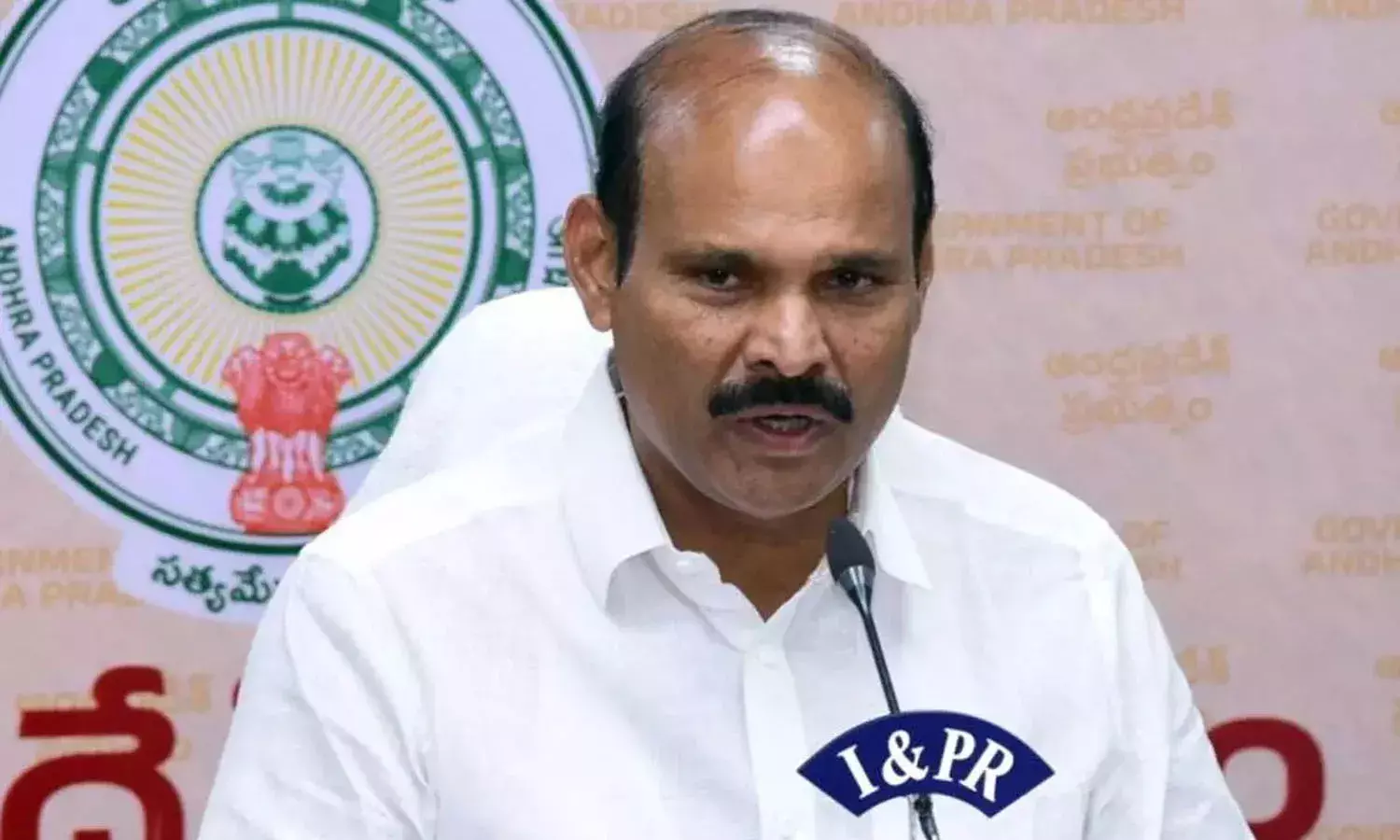 పేదల ఇళ్ల నిర్మాణాల్లో కోట్లు దోచుకున్న ఏ ఒక్కరిని వదిలిపెట్టం