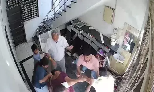 Video : భర్తకే కాదు.. భర్త తల్లికి కూడా రక్షణ లేదు