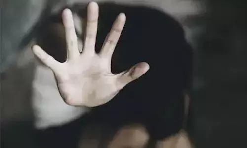 woman molested, Medchal railway station, police launches probe, Crime
