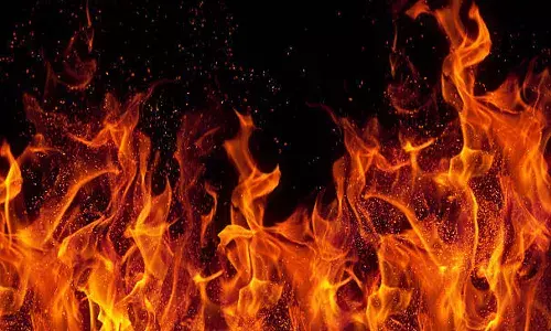 Teacher charred to death, sleep, cigarette burns bed, Telangana