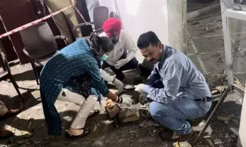 బీజేపీ నేత ఇంటి ముందు పేలుడు.. పాకిస్థాన్ లింకులు