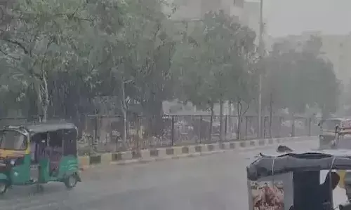హైదరాబాద్‌లో మారిన వాతావరణం.. దంచికొట్టిన వర్షం
