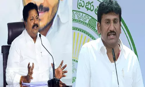 వైసీపీ నేతలు కారుమూరి, తోపుదుర్తిలపై కేసులు