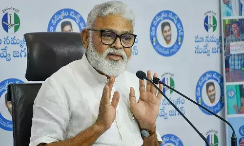 చేబ్రోలు కిరణ్ను పోషిస్తోంది నారా లోకేష్ : అంబటి