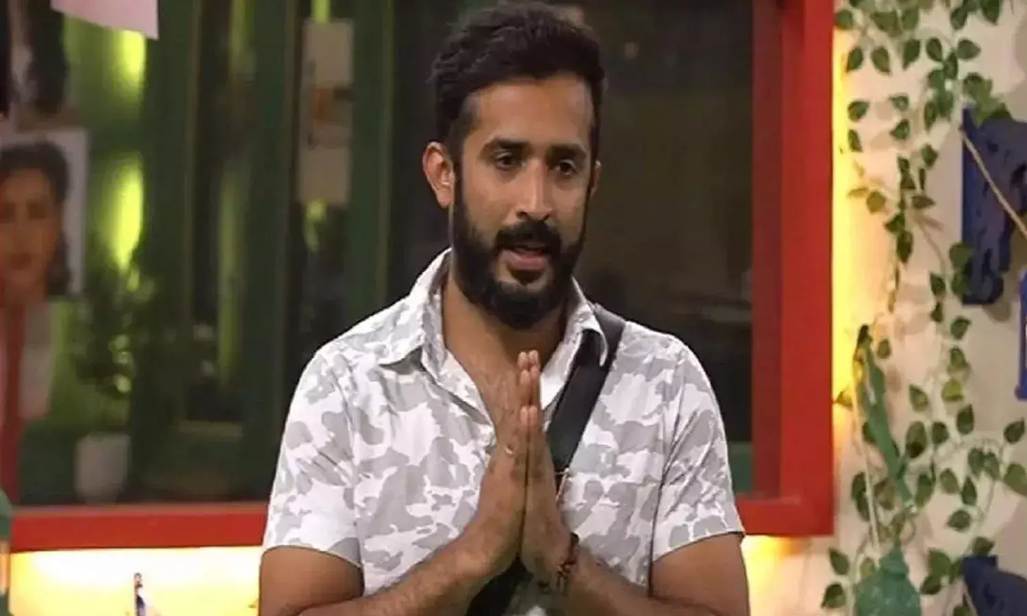 క్షమాపణలు చెబుతూ వీడియో విడుదల చేసిన యాంకర్ రవి