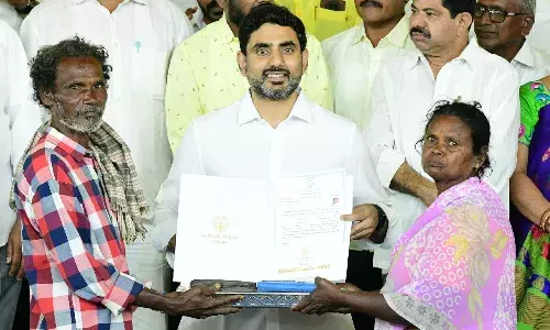 రూపాయి ఖర్చు లేకుండా ఇంటి పట్టాల రిజిస్ట్రేషన్ : నారా లోకేష్