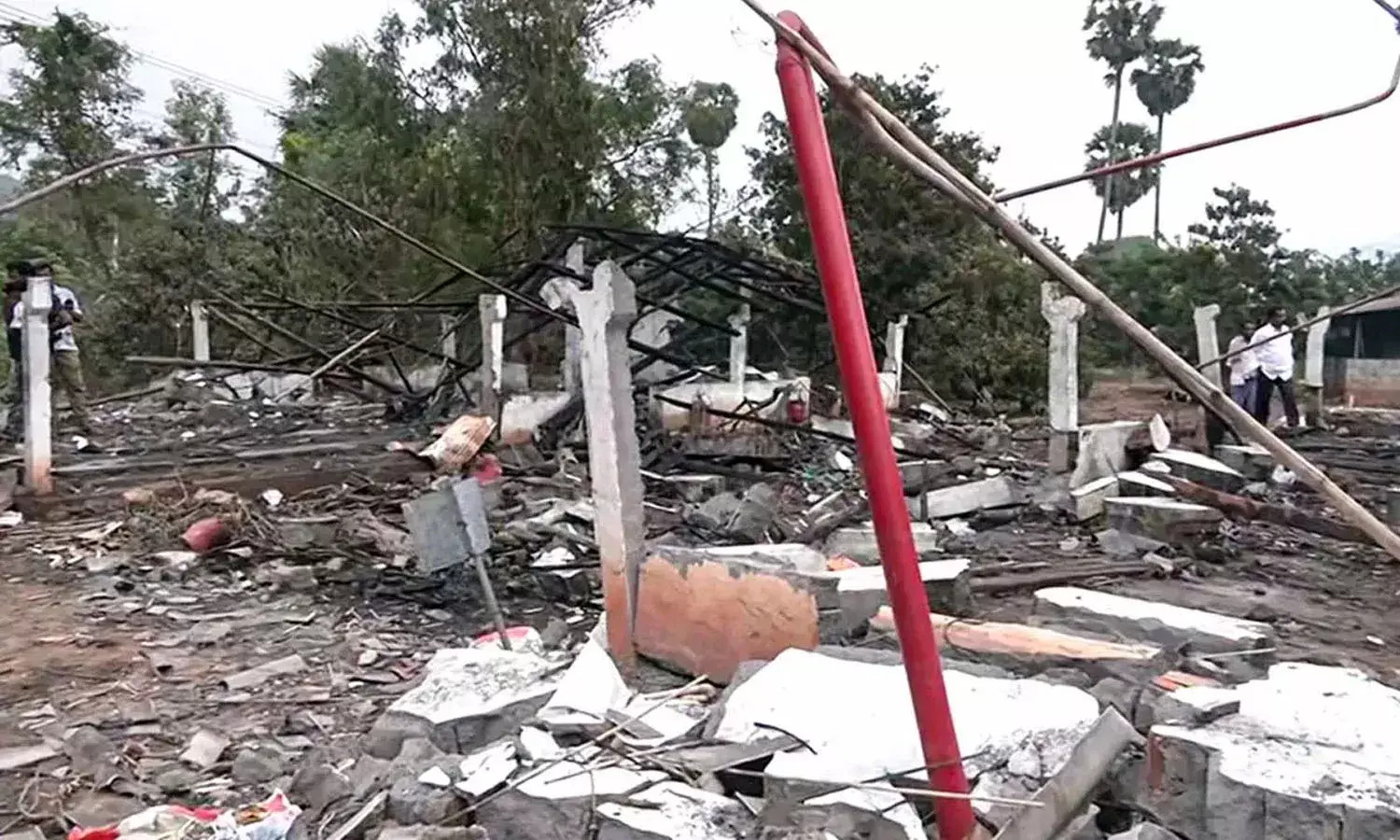 Anakapalle, Explosion, cracker unit, kills 8, Ruins 300 meters away